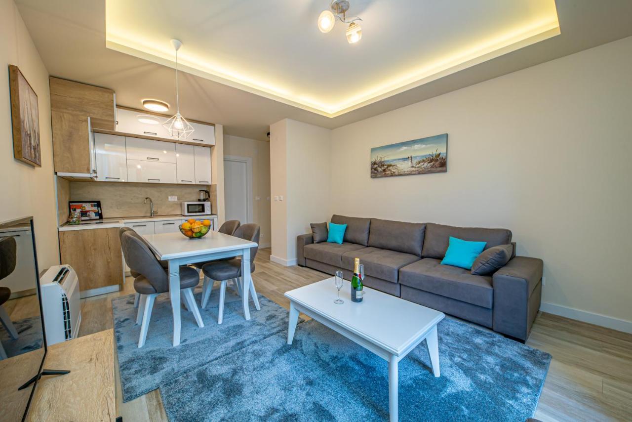 Mar Azul Apartments Petrovac Bagian luar foto