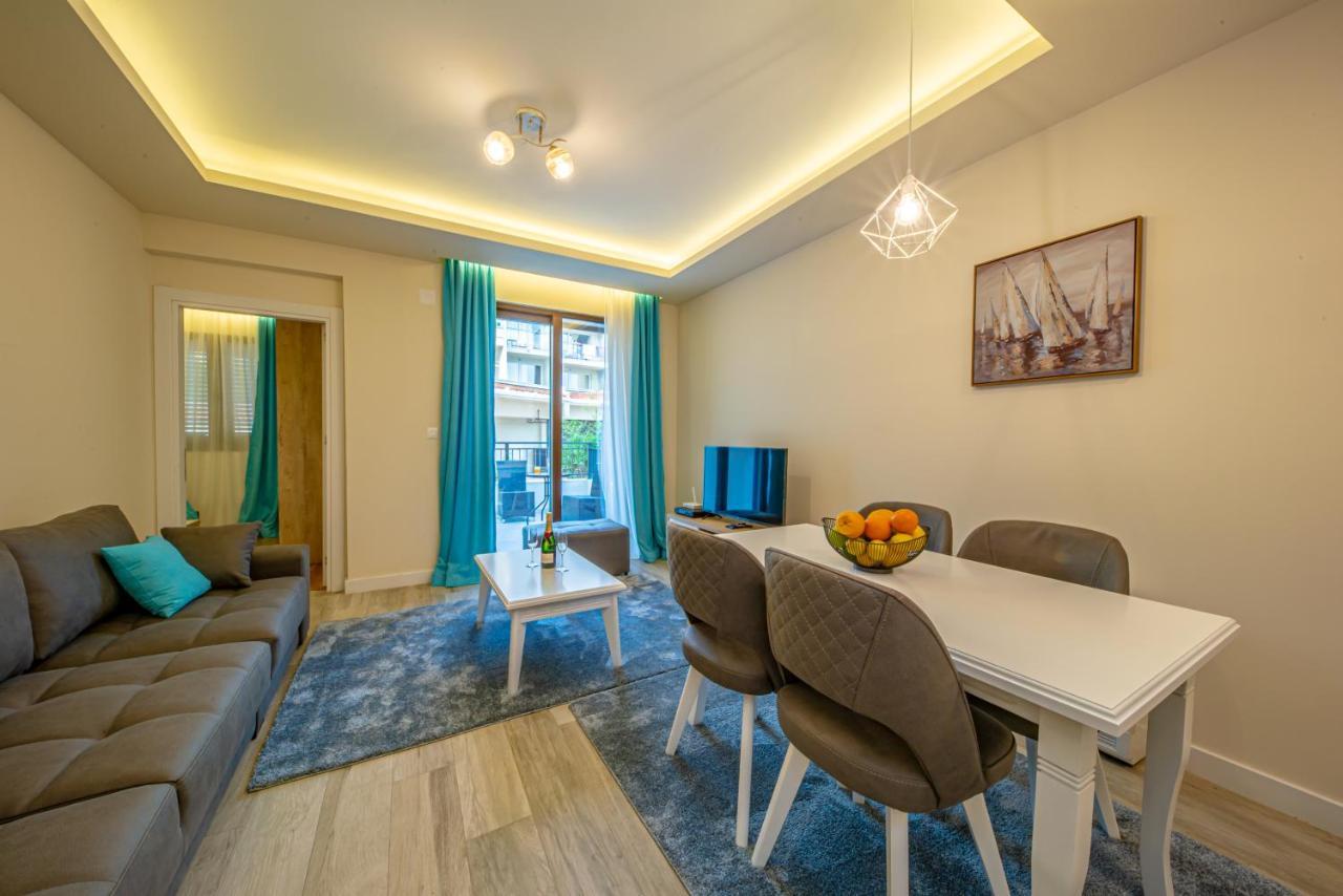 Mar Azul Apartments Petrovac Bagian luar foto