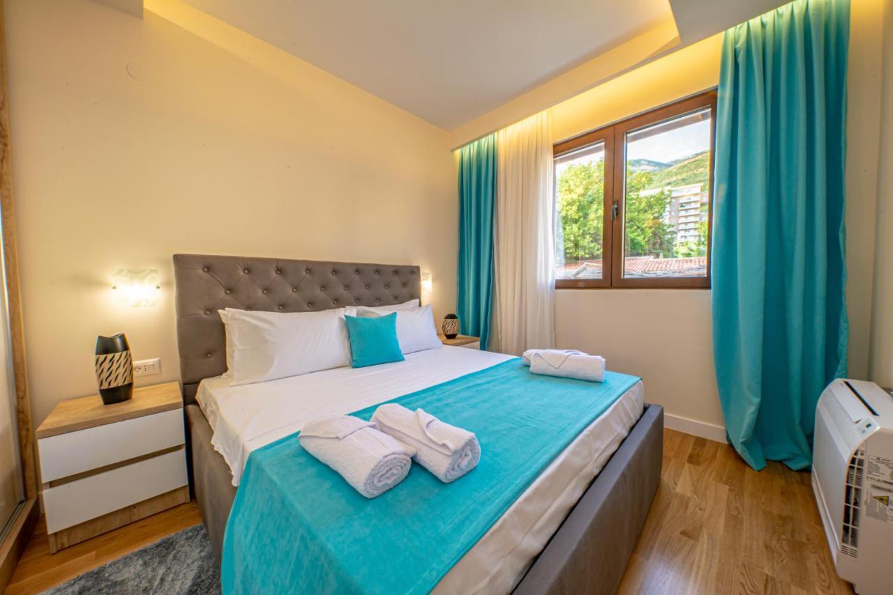 Mar Azul Apartments Petrovac Bagian luar foto