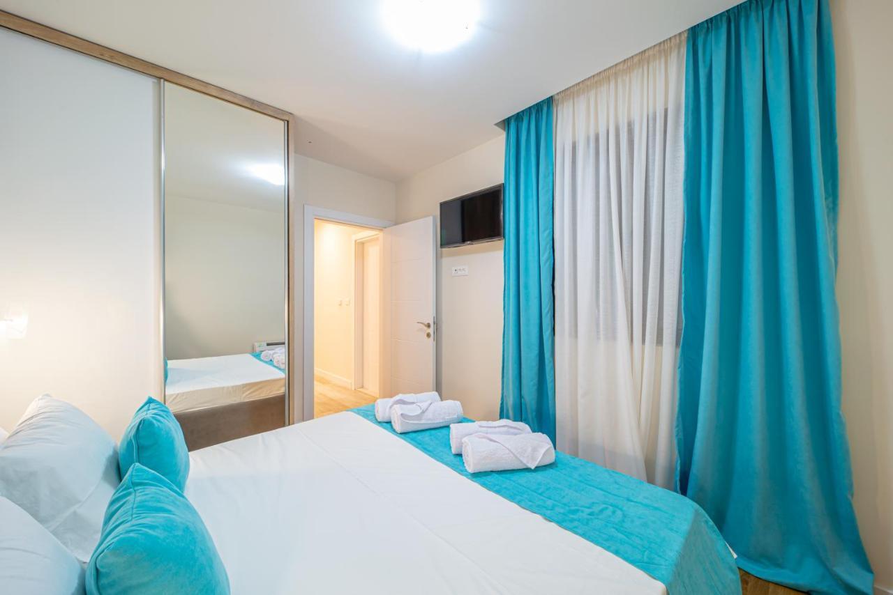 Mar Azul Apartments Petrovac Bagian luar foto