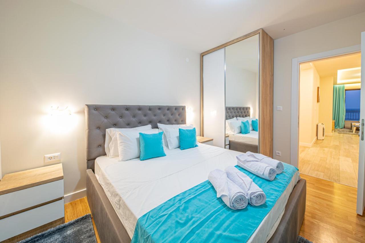 Mar Azul Apartments Petrovac Bagian luar foto