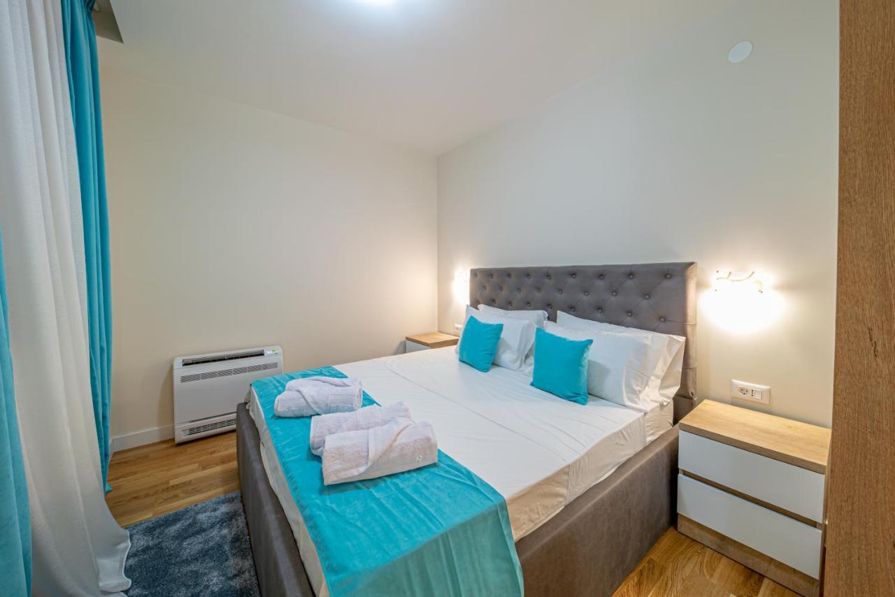 Mar Azul Apartments Petrovac Bagian luar foto