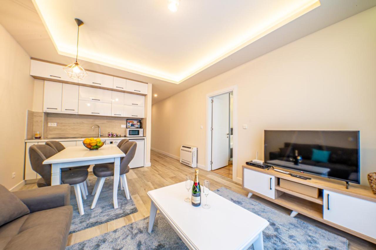 Mar Azul Apartments Petrovac Bagian luar foto