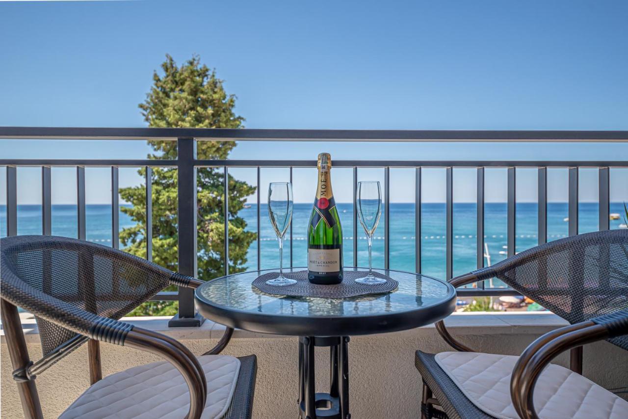 Mar Azul Apartments Petrovac Bagian luar foto