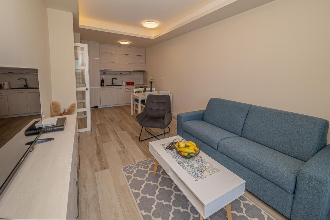 Mar Azul Apartments Petrovac Bagian luar foto