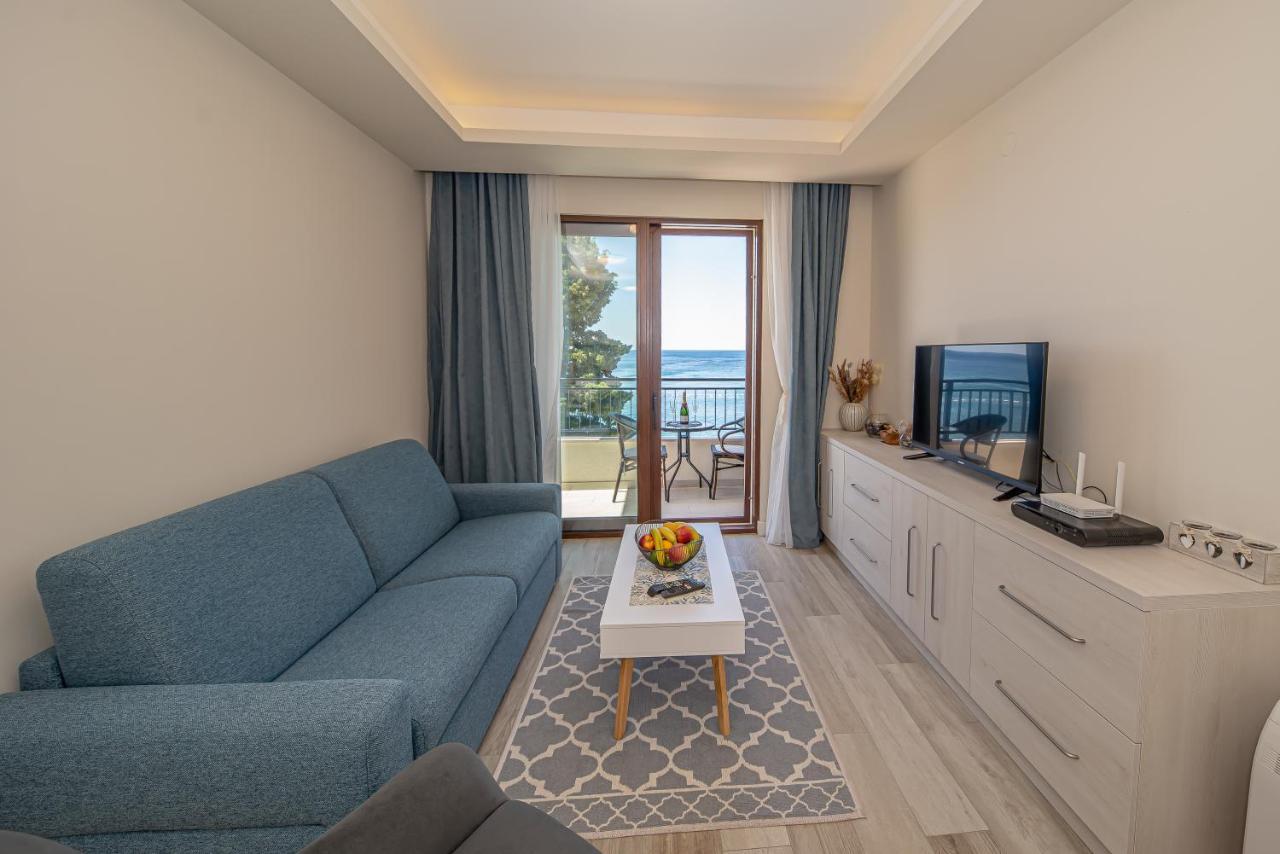 Mar Azul Apartments Petrovac Bagian luar foto