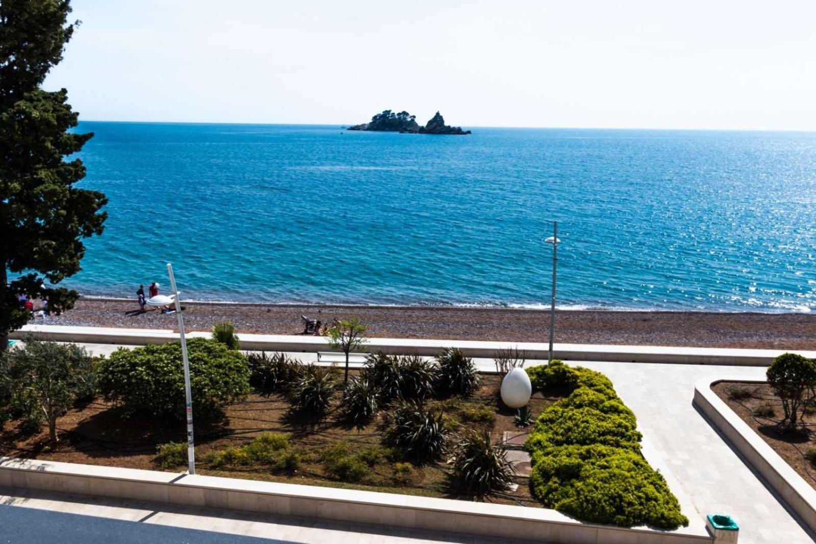 Mar Azul Apartments Petrovac Bagian luar foto
